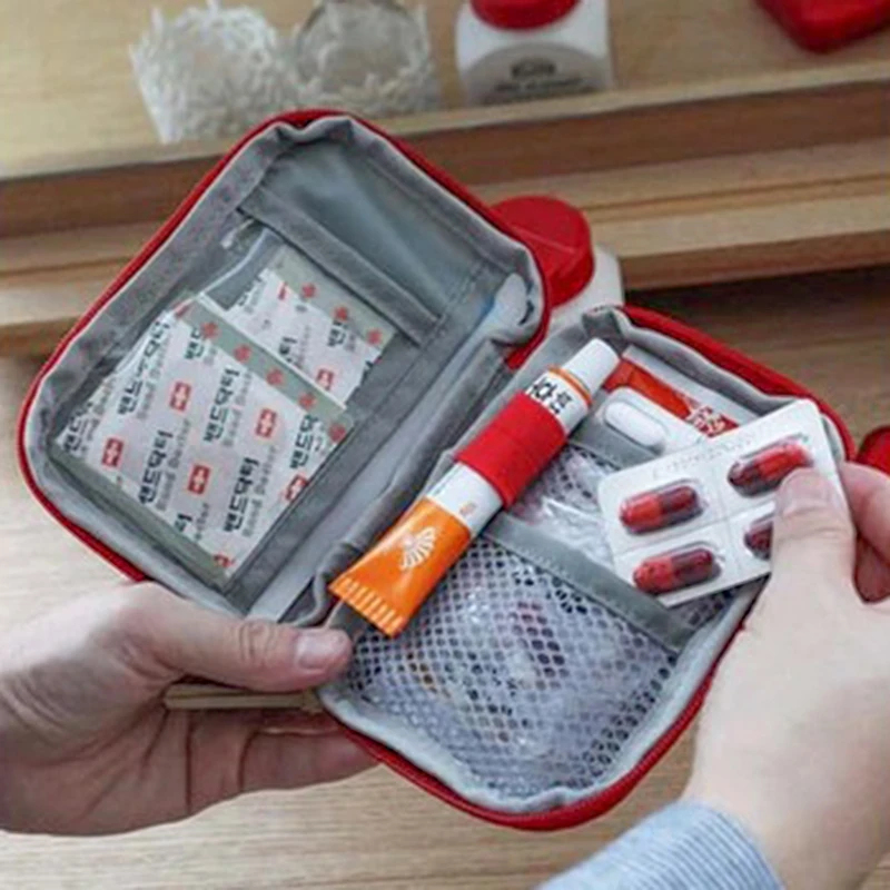 Mini Portable Travel First Aid - đánh giá và giá Bivy Bag Emergency