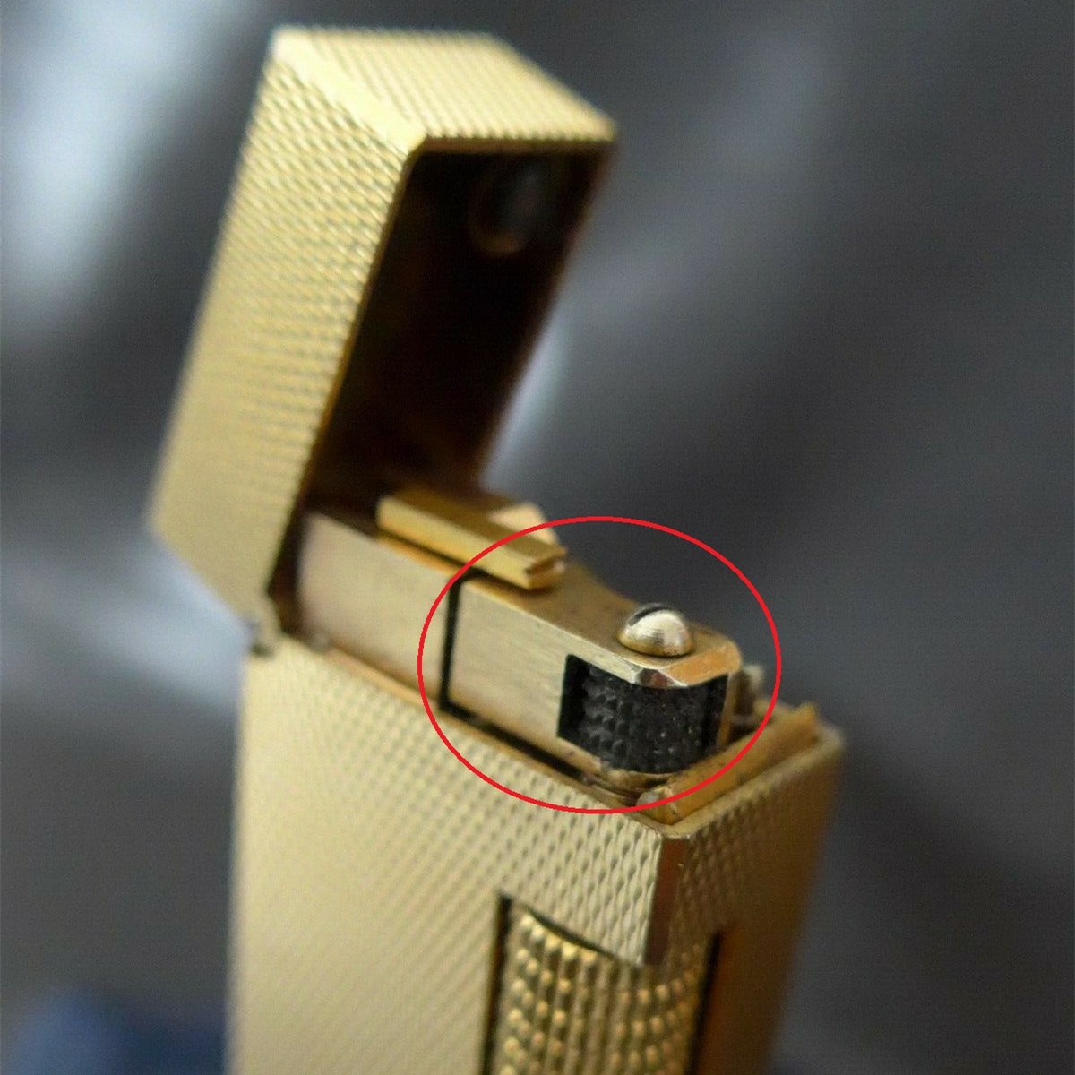 Silver/Gold Top Block Storage  - đánh giá và giá Fire Starting Kit